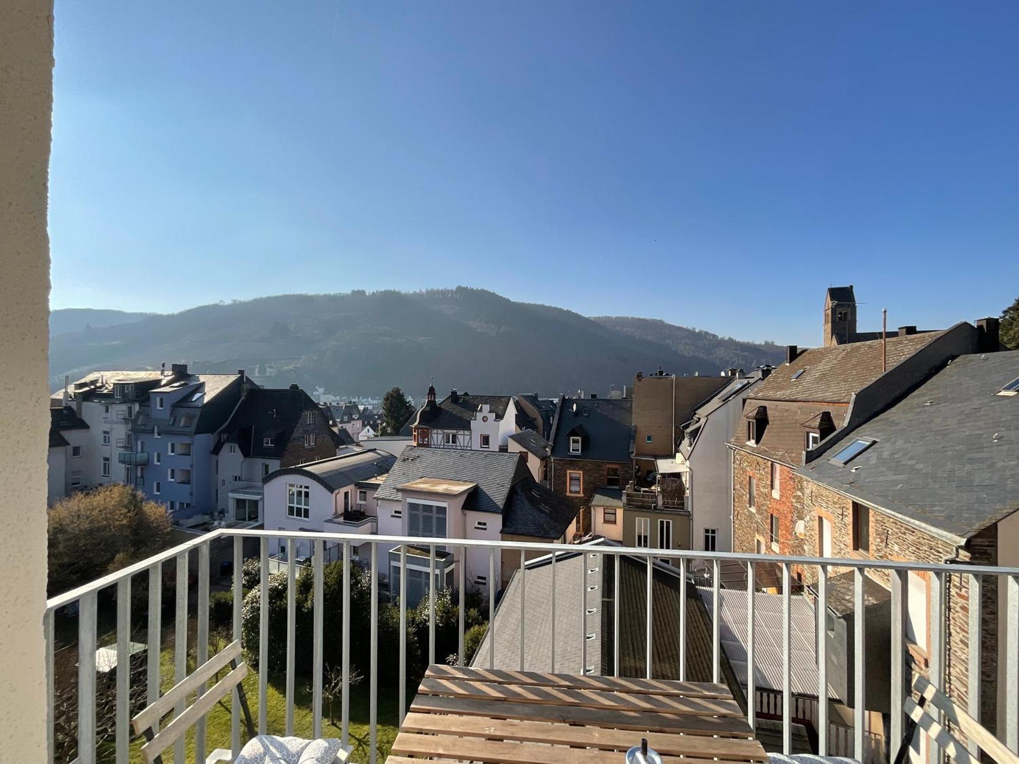 Modernes Apartement Mit Balkon In Toplage! Traben-Trarbach Eksteriør billede